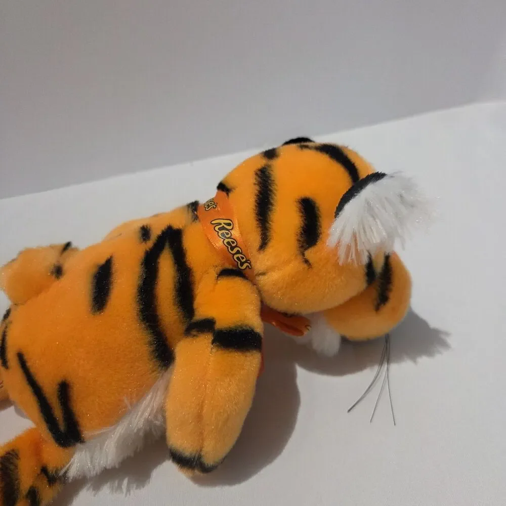 10” Reeses Peanut Butter Cups Rapping Tiger Plush Rap Song Music Stuffed Animal